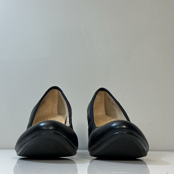 Naturalizer Naomi Black Smooth Pump Size 6.5 - Picture 4 of 14